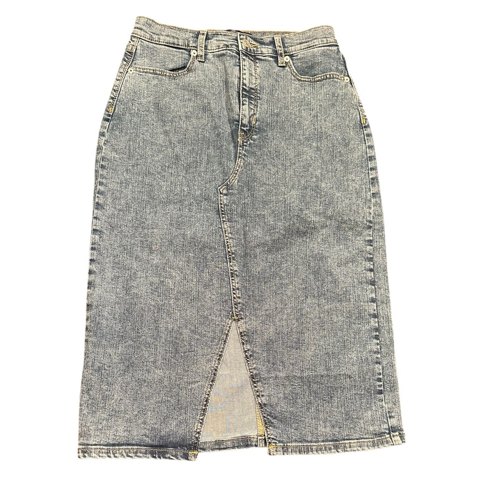 NWT Banana Republic Jean Skirt
Size 4